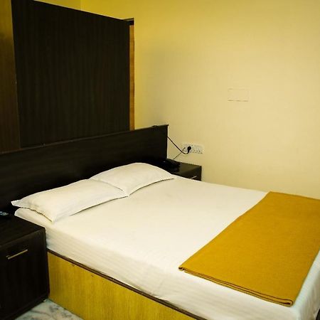 Hotel Arunachala Tiruvannāmalai Buitenkant foto