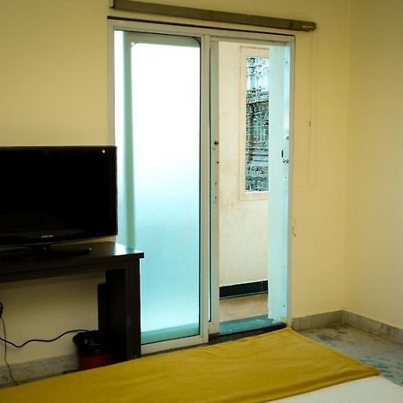 Hotel Arunachala Tiruvannāmalai Buitenkant foto