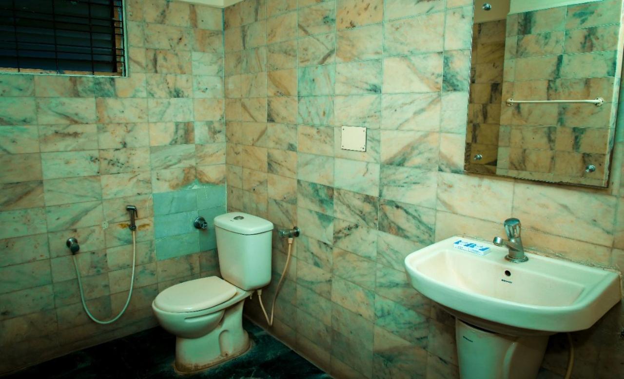 Hotel Arunachala Tiruvannāmalai Buitenkant foto