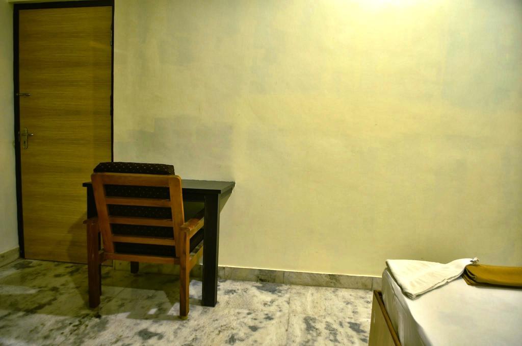 Hotel Arunachala Tiruvannāmalai Buitenkant foto