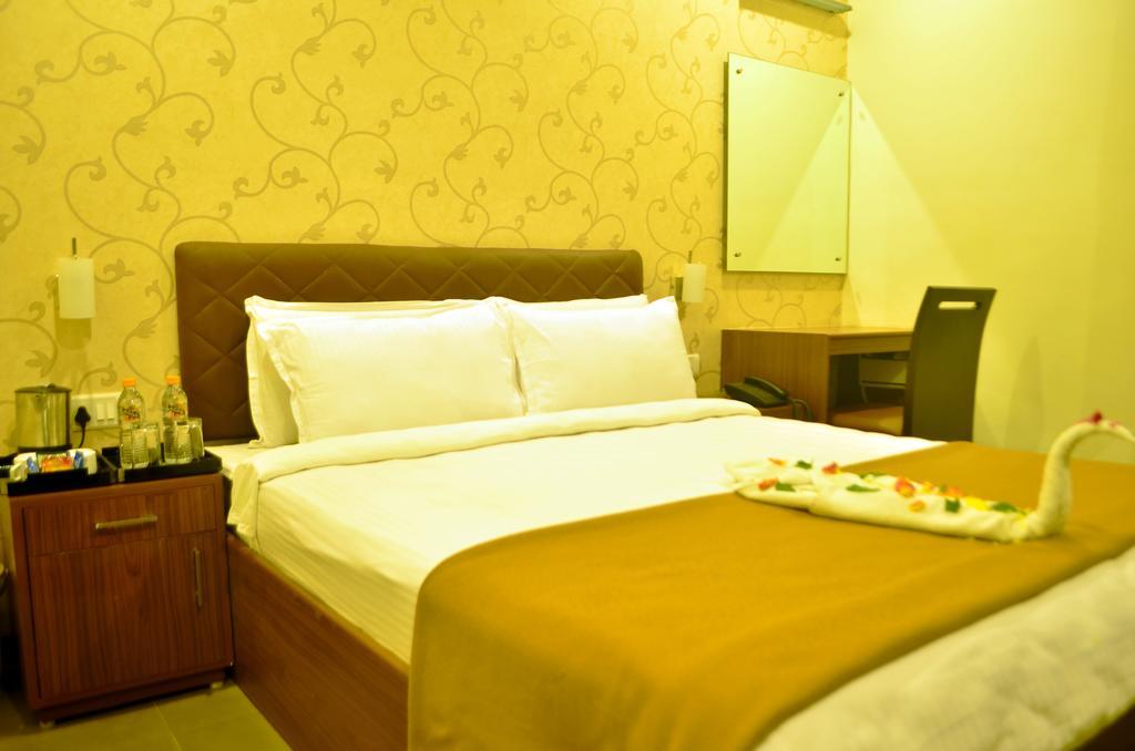 Hotel Arunachala Tiruvannāmalai Kamer foto
