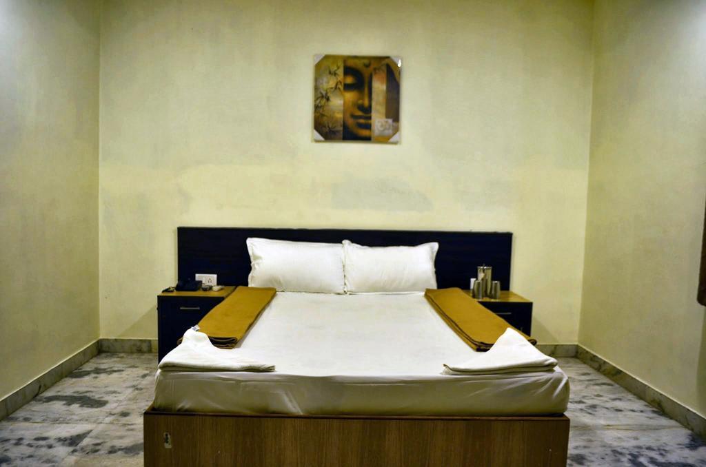 Hotel Arunachala Tiruvannāmalai Buitenkant foto