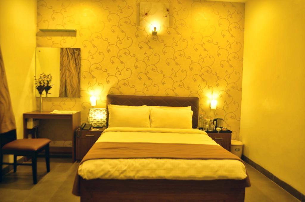 Hotel Arunachala Tiruvannāmalai Buitenkant foto